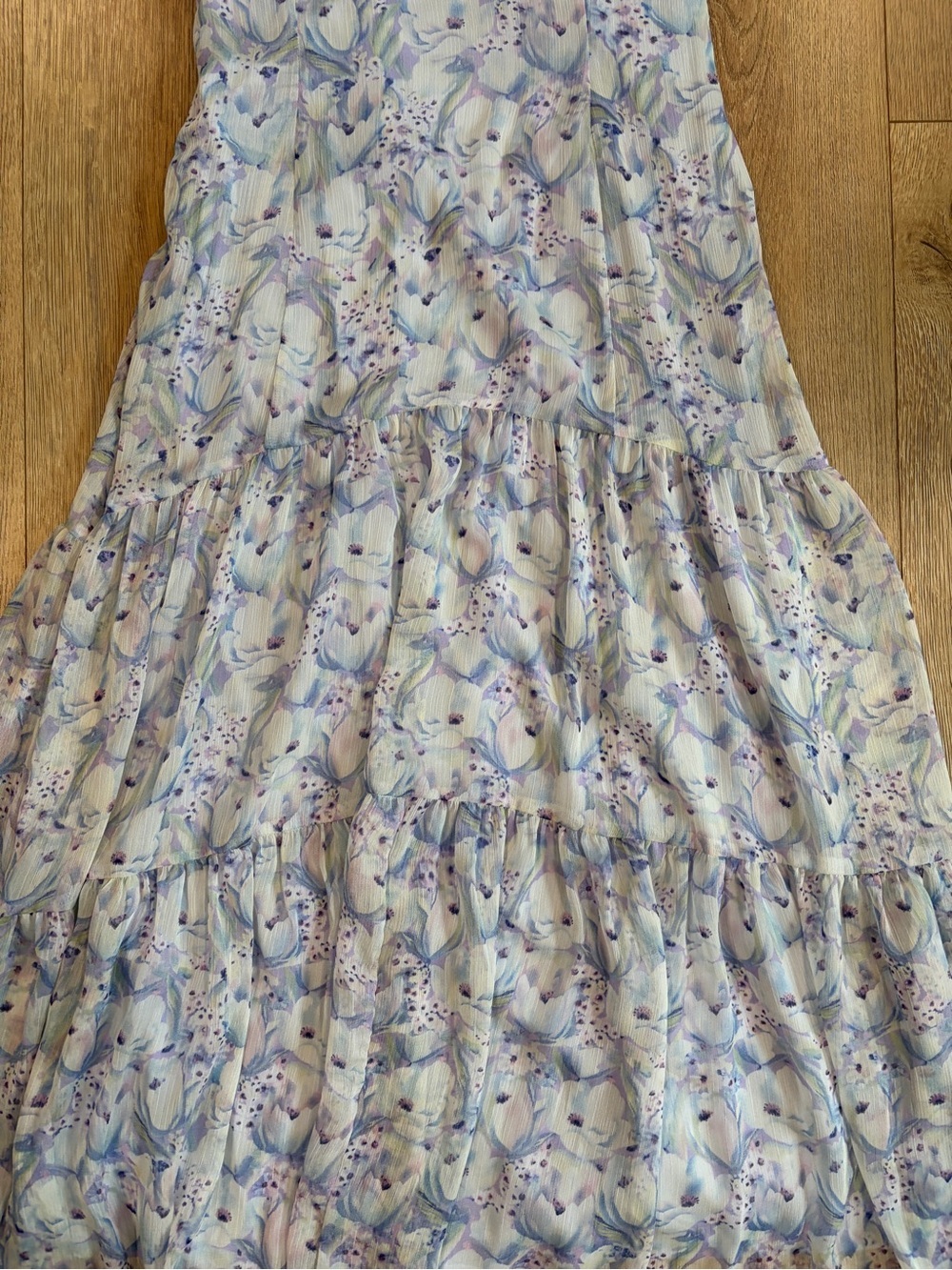ASTR The Label Lavender Floral Tiered Midi Dress Small - Picture 8 of 9